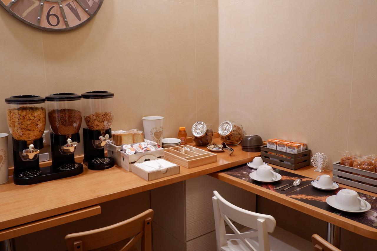 B&B Il Giardino In Citta - Parcheggio Privato Gratuito Foggia Ngoại thất bức ảnh